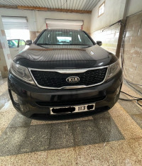 voitures-kia-sorento-2013-crdi-ben-mehdi-el-tarf-algerie