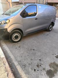 السيارات-النفعية-fiat-scudo-2023-professionnel-عين-بسام-البويرة-الجزائر
