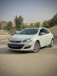 voitures-opel-astra-2015-cosmo-el-khroub-constantine-algerie