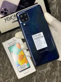 SAMSUNG M32