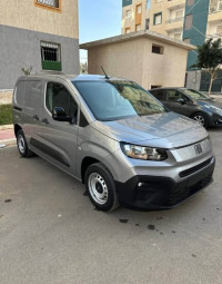 voitures-fiat-doblo-2024-nouvelle-annaba-algerie