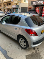 voitures-peugeot-207-2011-staoueli-alger-algerie