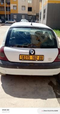 سيارات-renault-clio-2-2002-البليدة-الجزائر