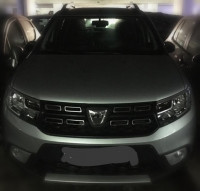 automobiles-dacia-sandero-2023-fifteen-oran-algerie