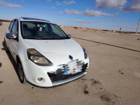 voitures-renault-clio-3-2011-night-and-day-djelfa-algerie