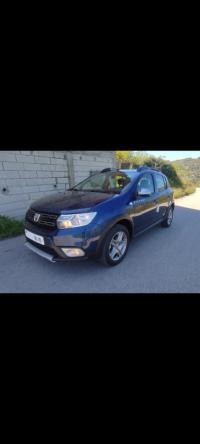 سيارات-dacia-sandero-2017-stepway-بجاية-الجزائر