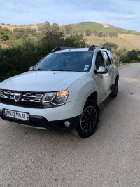 voitures-dacia-duster-2016-valley-ambiance-souk-ahras-algerie