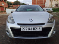 voitures-renault-clio-3-2012-night-and-day-alger-centre-algerie