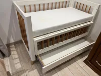 Lit pour bébé en bois 
