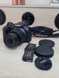 CANON EOS R10 hybride enregistrement en 4K UHD + objectif RF-S 18-45mm F4.5-6.3 IS STM NEUF