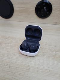 Ecouteurs sans fil Samsung Galaxy Buds FE True wireless à réduction de bruit active Couleur Graphite thumbnail 3