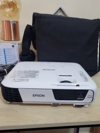 Vidéoprojecteur EPSON EB-U32 LCD 3200 Lumens Full HD