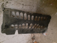 pieces-moteur-cache-sous-citroen-c-3-essence-2007-chlef-algerie