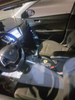 voitures-hyundai-accent-rb-4-portes-2019-gl-dz-douera-alger-algerie