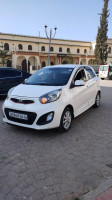 voitures-kia-picanto-2014-style-les-eucalyptus-alger-algerie