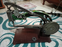 ateliers-machine-a-coudre-cuir-ouled-yaich-blida-algerie