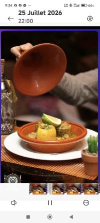 سياحة-و-تذوق-الطعام-tabakh-ou-tabakha-et-serveuse-pro-حيدرة-الجزائر