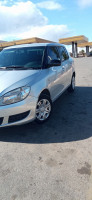 voitures-skoda-fabia-2014-ambition-menaceur-tipaza-algerie