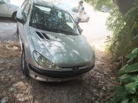 سيارات-peugeot-206-2002-فريحة-تيزي-وزو-الجزائر