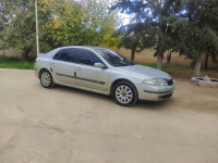 voitures-renault-laguna-2-2002-authentique-el-abadia-ain-defla-algerie