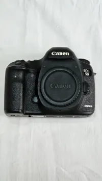Canon 5D Mark iii + Sigma ART 50mm f1.4 + Canon EF 50mm f1.4 