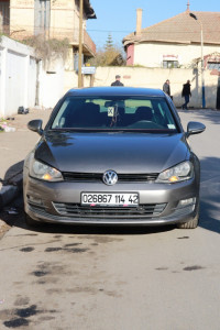 voitures-volkswagen-golf-7-2014-trendline-tipaza-algerie