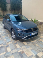 voitures-volkswagen-t-roc-2023-life-bordj-el-kiffan-alger-algerie