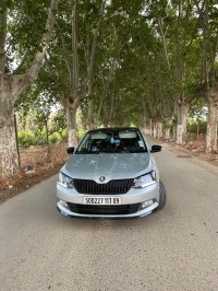 voitures-skoda-fabia-2017-monte-carlo-beni-tamou-blida-algerie