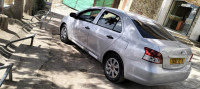 voitures-toyota-yaris-2010-medea-algerie