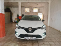 voitures-renault-clio-5-diazel-2023-equilibre-djidioua-relizane-algerie