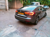 voitures-kia-cerato-2015-constantine-algerie