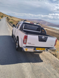 voitures-nissan-navara-2012-elegance-4x4-mila-algerie