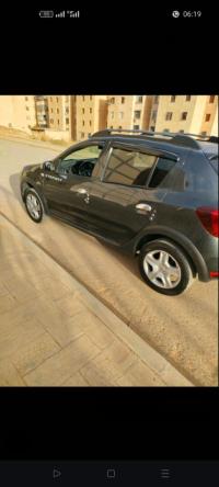 سيارات-dacia-sandero-2018-stepway-المدية-الجزائر