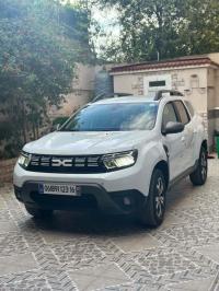 سيارات-dacia-duster-2023-الكاليتوس-الجزائر