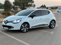 voitures-renault-clio-4-2014-seventeen-ain-defla-algerie