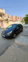 voitures-kia-rio-5-portes-2013-algerie