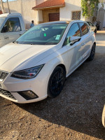 voitures-seat-ibiza-2018-black-line-saoula-alger-algerie