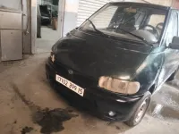Nissan Fourgon 1999 