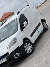 السيارات-النفعية-peugeot-partner-2014-العلمة-سطيف-الجزائر