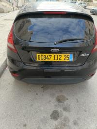 voitures-ford-fiesta-2012-constantine-algerie