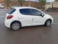 voitures-peugeot-207-2011-ferdjioua-mila-algerie