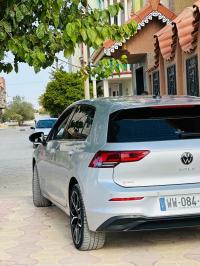 سيارات-volkswagen-golf-8-2022-باتنة-الجزائر