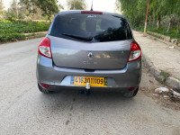 voitures-renault-clio-3-2011-authentique-larbaa-blida-algerie