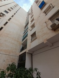 شقة-بيع-4-غرف-وهران-بئر-الجير-الجزائر