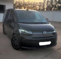 automobiles-volkswagen-multivan-2023-el-achour-alger-algerie