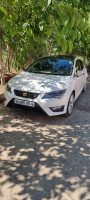 سيدان-متوسطة-seat-leon-2015-fr15-الجزائر-وسط