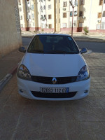 voitures-renault-clio-campus-2012-bye-biskra-algerie