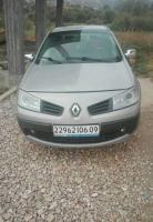 moyenne-berline-renault-megane-2006-blida-algerie