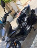 motos-scooters-vmax-2022-batna-algerie