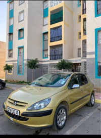 voitures-peugeot-307-2002-ferdjioua-mila-algerie